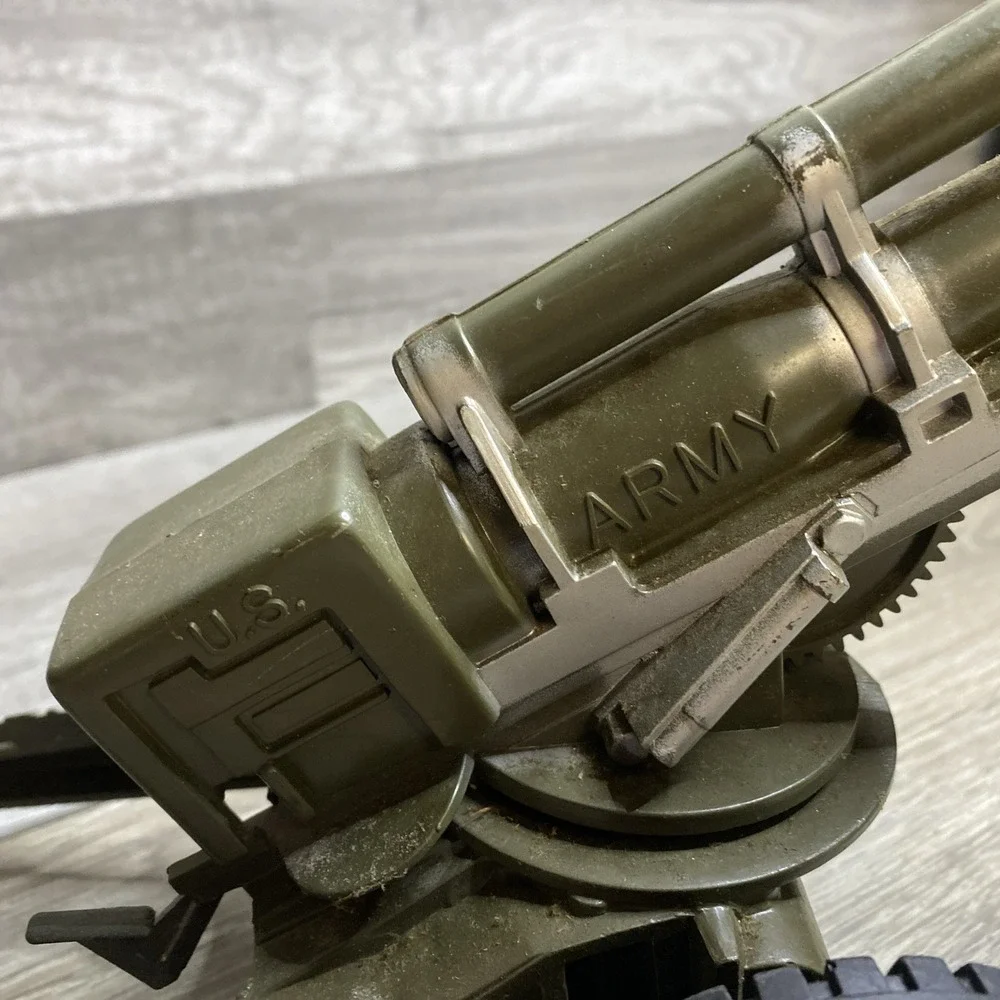 Vintage Marx Lumar 12